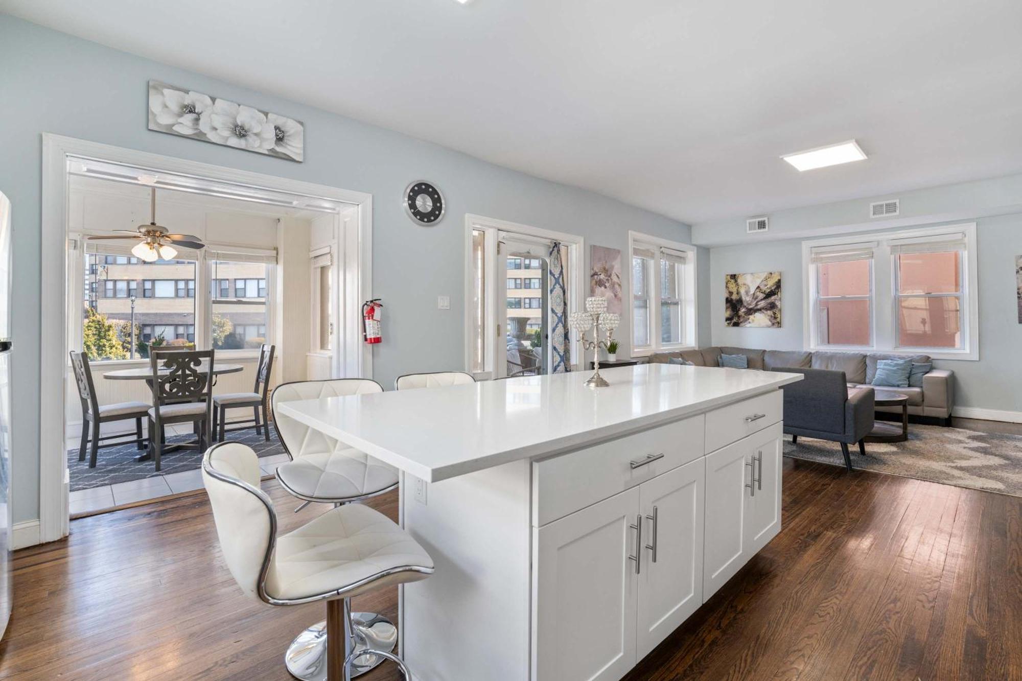 Luxe Beach Estate - 4 Bedrooms And 3 Bathrooms Atlantic City Eksteriør bilde